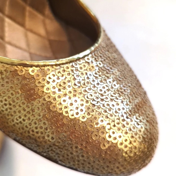 CHANEL Quilted Sequin Satin round toe gold celebrity heels size 6.5 - Picture 8 of 16